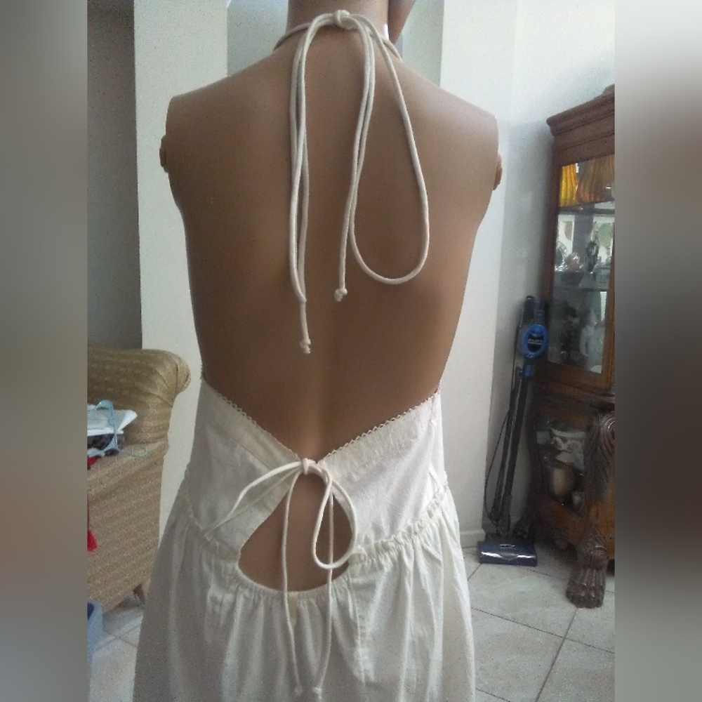 BNWOT FREE PEOPLE SEXY DRESS WHITE HALTER TOP W/ WIDE BOTTOM AMAZING BACK - Picture 9 of 10